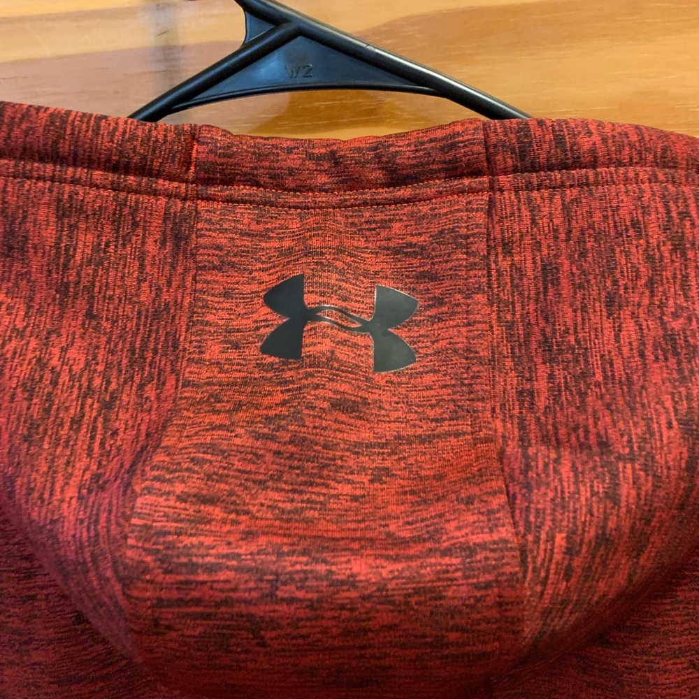Under Armour Men's Maroon Hoodie with Black Logo - Picture 4 of 6